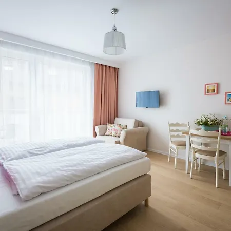 Ava Apartment *